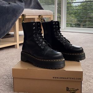 Platform Dr Marten’s